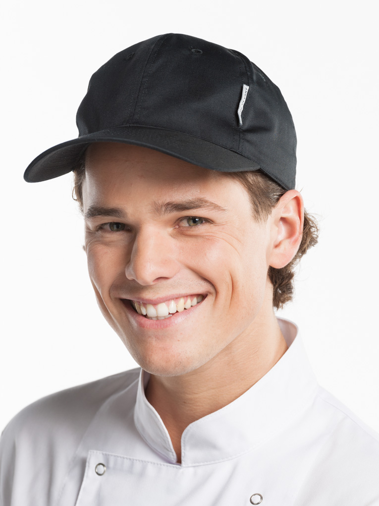 Chaud Devant Cap Black Headwear