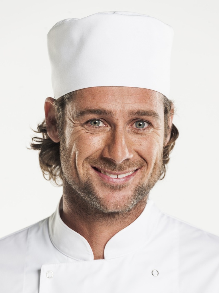 Chaud Devant Bandi XO White Headwear