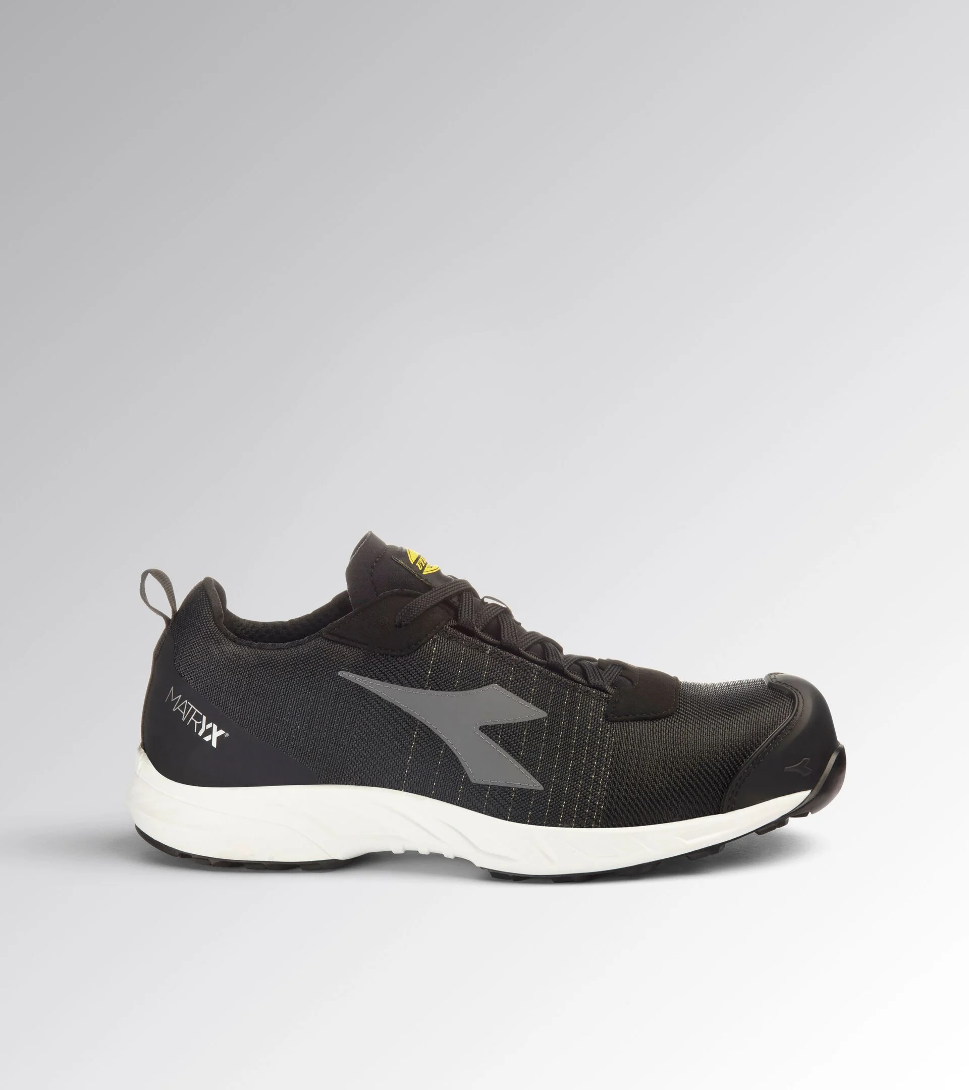 Diadora Fly Lt Mtx Low S3L Fo Sr Hro Sc Esd Black White Werkschoenen