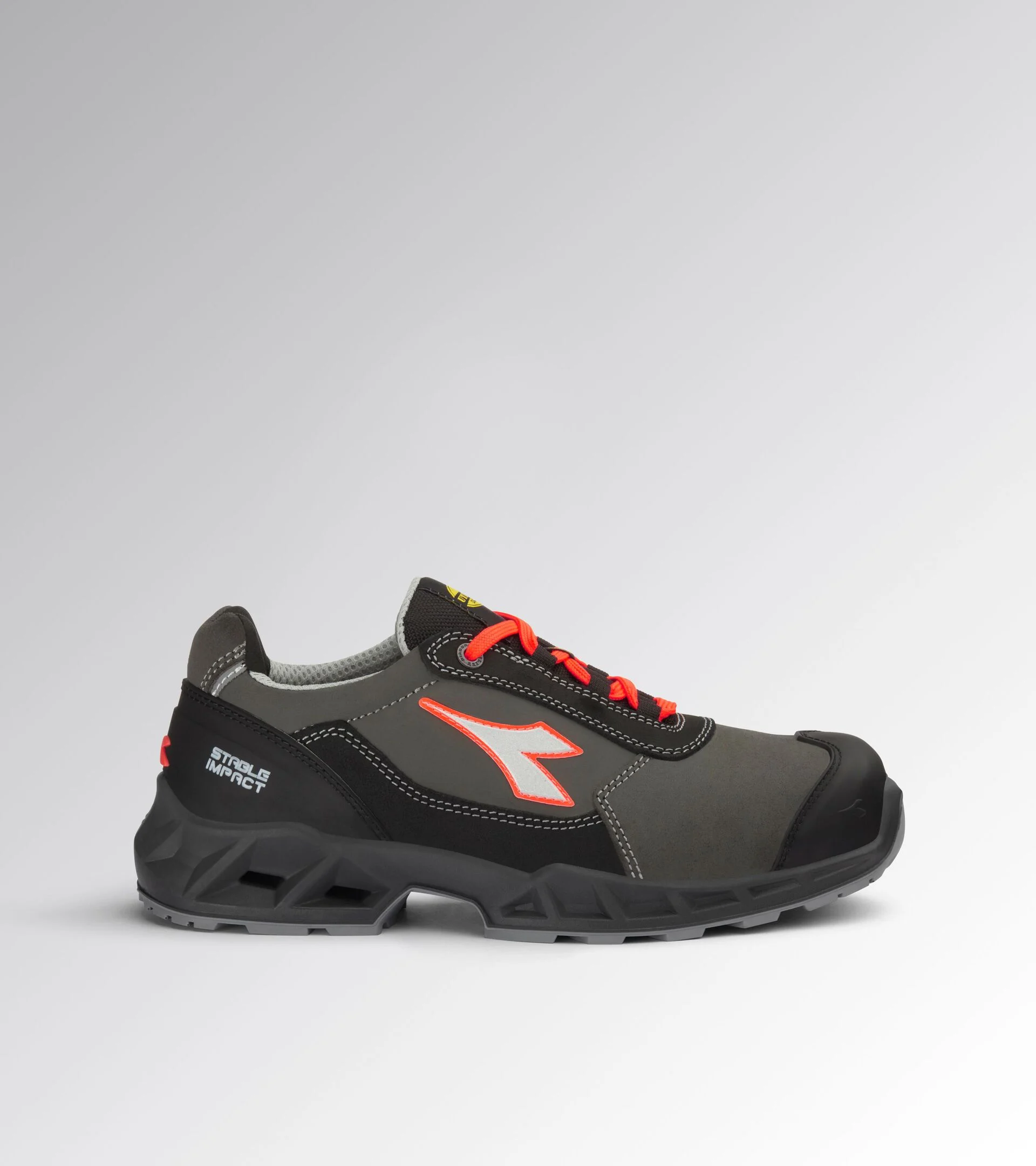 Diadora Shark Sta Imp Leat Low S3S Fo Sr Sc Esd Black Red Fluo Werkschoenen